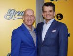 Amsterdam 3 april 2023
Premiere Grease in het DeLaMar theater.
Maurice Wijnen met partner