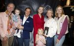 Noordwijk 30 maart 2023
Boekpresentatie Maxime Meiland in de winkel van haar zus Montana.
Verder Aanwezig Martien Meiland Erica Meiland en haar man Leroy Molkenboer en hun kinderen Claire en Vive. Ook de schrijver van het boek Jan Dijkgraaf.