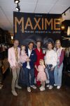 Noordwijk 30 maart 2023
Boekpresentatie Maxime Meiland in de winkel van haar zus Montana.
Verder Aanwezig Martien Meiland Erica Meiland en haar man Leroy Molkenboer en hun kinderen Claire en Vive. Ook de schrijver van het boek Jan Dijkgraaf.