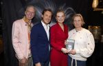 Noordwijk 30 maart 2023
Boekpresentatie Maxime Meiland in de winkel van haar zus Montana.
Verder Aanwezig Martien Meiland Erica Meiland en haar man Leroy Molkenboer en hun kinderen Claire en Vive. Ook de schrijver van het boek Jan Dijkgraaf.
