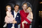Noordwijk 30 maart 2023
Boekpresentatie Maxime Meiland in de winkel van haar zus Montana.
Verder Aanwezig Martien Meiland Erica Meiland en haar man Leroy Molkenboer en hun kinderen Claire en Vive. Ook de schrijver van het boek Jan Dijkgraaf.