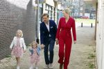 Noordwijk 30 maart 2023
Boekpresentatie Maxime Meiland in de winkel van haar zus Montana.
Verder Aanwezig Martien Meiland Erica Meiland en haar man Leroy Molkenboer en hun kinderen Claire en Vive. Ook de schrijver van het boek Jan Dijkgraaf.