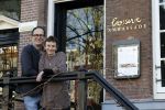 Amsterdam 5 april 2023
Nicci Gerrard en Sean French , het schrijvers echtpaar Nicci French met hun nieuwe boek in het centrum van Amster. Ze sliepen in het Ambassade Hotel.