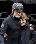 Heerenveen 19 maart 2023
De hollandse 100 in Thialf.  Georganiseerd door Prinse Bernhard met zijn stichting Lymph & Co.
Aanwezig oa Prins Bernhard Prinses Annette hun kinderen Isabelle Samuel en Benjamin, Prinses Margriet Mr Pieter v Vollenhoven , Prins Floris en Prinses Aimee.
Ook Marianne Timmer reed mee.