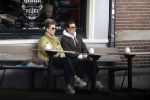 Amsterdam 24 maart 2023
Prinses Annette en een vriendin drinken kopje thee op een terras in centrum van Amsterdam.