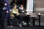 Amsterdam 24 maart 2023
Prinses Annette en een vriendin drinken kopje thee op een terras in centrum van Amsterdam.