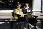 Amsterdam 24 maart 2023
Prinses Annette en een vriendin drinken kopje thee op een terras in centrum van Amsterdam.