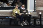 Amsterdam 24 maart 2023
Prinses Annette en een vriendin drinken kopje thee op een terras in centrum van Amsterdam.