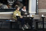 Amsterdam 24 maart 2023
Prinses Annette en een vriendin drinken kopje thee op een terras in centrum van Amsterdam.