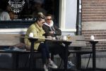 Amsterdam 24 maart 2023
Prinses Annette en een vriendin drinken kopje thee op een terras in centrum van Amsterdam.