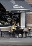 Amsterdam 24 maart 2023
Prinses Annette en een vriendin drinken kopje thee op een terras in centrum van Amsterdam.