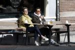 Amsterdam 24 maart 2023
Prinses Annette en een vriendin drinken kopje thee op een terras in centrum van Amsterdam.
