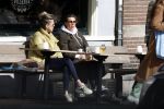 Amsterdam 24 maart 2023
Prinses Annette en een vriendin drinken kopje thee op een terras in centrum van Amsterdam.