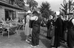 Middelbeers, Bladel, Steensel en Valkenswaard, 22 Augustus 1978
Bezoek Prinses Beatrix en Prins Claus aan de Kempen
Burgemeester v Zwieten Valkenswaard
Burgemeester Hen k Breeveld
100 jarige
Commissaris v d Koningin Jan v d Harten
Valkenier
Boeren dansengroep uit Bladel