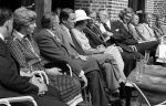 Middelbeers, Bladel, Steensel en Valkenswaard, 22 Augustus 1978
Bezoek Prinses Beatrix en Prins Claus aan de Kempen
Burgemeester v Zwieten Valkenswaard
Burgemeester Hen k Breeveld
100 jarige
Commissaris v d Koningin Jan v d Harten
Valkenier
Boeren dansengroep uit Bladel