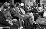 Middelbeers, Bladel, Steensel en Valkenswaard, 22 Augustus 1978
Bezoek Prinses Beatrix en Prins Claus aan de Kempen
Burgemeester v Zwieten Valkenswaard
Burgemeester Hen k Breeveld
100 jarige
Commissaris v d Koningin Jan v d Harten
Valkenier
Boeren dansengroep uit Bladel