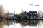 Breukeleveen 4 april 2023
Prinses Mabel bouwt een nieuw huis en heeft nog een huis daarnaast aan de Loosdrechtse plassen.