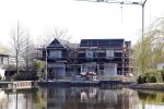 Breukeleveen 4 april 2023
Prinses Mabel bouwt een nieuw huis en heeft nog een huis daarnaast aan de Loosdrechtse plassen.