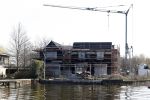 Breukeleveen 4 april 2023
Prinses Mabel bouwt een nieuw huis en heeft nog een huis daarnaast aan de Loosdrechtse plassen.