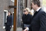 Amsterdam 15 april 2023
Herdenkingstdienst vooraf aan de begrafenis van Huub Oosterhuis in de Westertoren . Daarna gingen ze met de boot naar begraafplaats Zorgvlied. Prinses Mabel kwam met vriendin Willemijn Verloop
