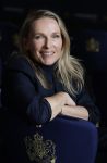 Amsterdam 16 maart 2023
Presentatie serie over koningin Maxima die Videoland uit gaat zenden.
Presentatie was in het Amstel Hotel . Martijn lakemeier Gaat Koning Willem Alexander spelen en de Argentijnse actrice Delfina Chaves speelt Koningin Maxima . Daphne Bunskoek presenteerde het.
Ook Peter v d Vorst en Rachel van Bommel (producente) waren ook aanwezig.