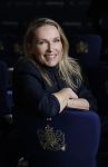 Amsterdam 16 maart 2023
Presentatie serie over koningin Maxima die Videoland uit gaat zenden.
Presentatie was in het Amstel Hotel . Martijn lakemeier Gaat Koning Willem Alexander spelen en de Argentijnse actrice Delfina Chaves speelt Koningin Maxima . Daphne Bunskoek presenteerde het.
Ook Peter v d Vorst en Rachel van Bommel (producente) waren ook aanwezig.