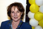 Den Bosch 23 maart 2024
Premiere ver van je bed in theater de Parade. Anne Mieke Ruyten