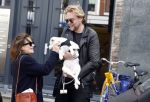 Amsterdam 27 maart 2024
Barbara Sloesen met vriend Joost Hofman en hun hondje in het centrum van amsterdam.