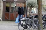 Amsterdam 1 september 2017  
Derk Bolt doet boodschappen in Amsterdam zuid.