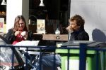 Amsterdam 15 september 2017
Derk Bolt drinkt kopje koffie met een vriendin bij de coffee company