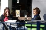 Amsterdam 15 september 2017
Derk Bolt drinkt kopje koffie met een vriendin bij de coffee company