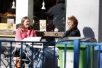 Amsterdam 15 september 2017
Derk Bolt drinkt kopje koffie met een vriendin bij de coffee company
