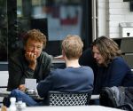 Amsterdam 22 mei 2015    
Derk Bolt met kennisen op terras.