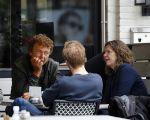Amsterdam 22 mei 2015    
Derk Bolt met kennisen op terras.