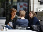 Amsterdam 22 mei 2015    
Derk Bolt met kennisen op terras.