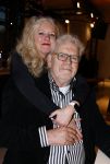 Den Bosch 23 maart 2024
Premiere ver van je bed in theater de Parade. Ernst daniel Smid met vriendin
