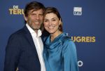 Rotterdam 13 maart 2024
Premiere de terugreis met oa Martin v Waardenberg en Leny Breederveld. Evi Hanssen en partner Kurt Loyens