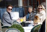 Amsterdam 7 maart 2024
Frank Janssen op terras met zijn beste vriendinnen Angelique v d Meyden en Gwenny Eisma.