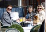 Amsterdam 7 maart 2024
Frank Janssen op terras met zijn beste vriendinnen Angelique v d Meyden en Gwenny Eisma.