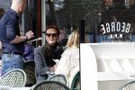 Amsterdam 7 maart 2024
Frank Janssen op terras met zijn beste vriendinnen Angelique v d Meyden en Gwenny Eisma.