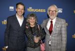Rotterdam 13 maart 2024
Premiere de terugreis met oa Martin v Waardenberg en Leny Breederveld. Freek de Jonge met partner Hella en hun zoon Jelle de Jong