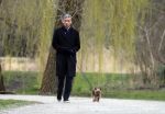 Amsterdam 9 maart 2024
Gerard Spong rijdt met zijn Rolls Royce naar het park om zijn hond uit te laten.