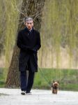 Amsterdam 9 maart 2024
Gerard Spong rijdt met zijn Rolls Royce naar het park om zijn hond uit te laten.