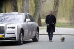 Amsterdam 9 maart 2024
Gerard Spong rijdt met zijn Rolls Royce naar het park om zijn hond uit te laten.