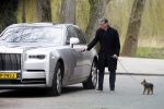 Amsterdam 9 maart 2024
Gerard Spong rijdt met zijn Rolls Royce naar het park om zijn hond uit te laten.