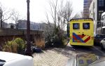Amsterdam 7 maart 2024
Hans v d Togt wordt met de ambulance opgehaald bij zijn woonark / woonboot en daarna met loeiende sirenes naar het AMC gebracht.