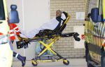Amsterdam 7 maart 2024
Hans v d Togt wordt met de ambulance opgehaald bij zijn woonark / woonboot en daarna met loeiende sirenes naar het AMC gebracht.