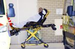Amsterdam 7 maart 2024
Hans v d Togt wordt met de ambulance opgehaald bij zijn woonark / woonboot en daarna met loeiende sirenes naar het AMC gebracht.