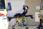 Amsterdam 7 maart 2024
Hans v d Togt wordt met de ambulance opgehaald bij zijn woonark / woonboot en daarna met loeiende sirenes naar het AMC gebracht.