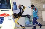 Amsterdam 7 maart 2024
Hans v d Togt wordt met de ambulance opgehaald bij zijn woonark / woonboot en daarna met loeiende sirenes naar het AMC gebracht.